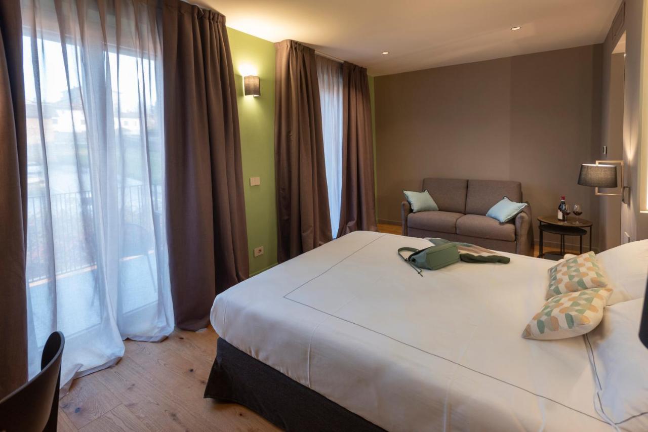Agriturismo Speziale Wine Resort Verduno エクステリア 写真