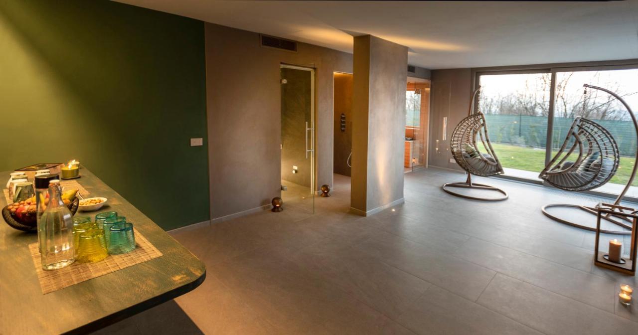 Agriturismo Speziale Wine Resort Verduno エクステリア 写真