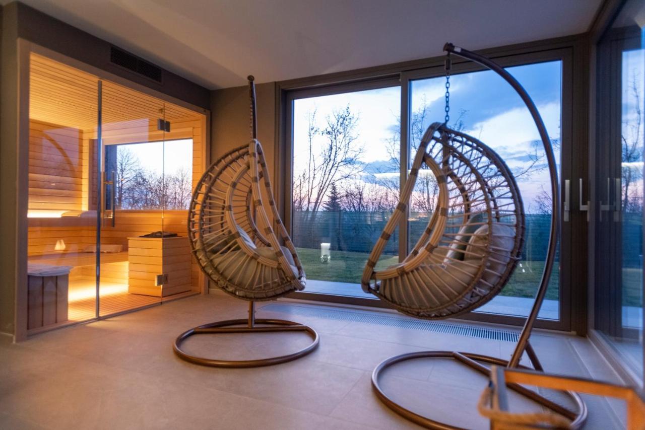 Agriturismo Speziale Wine Resort Verduno エクステリア 写真